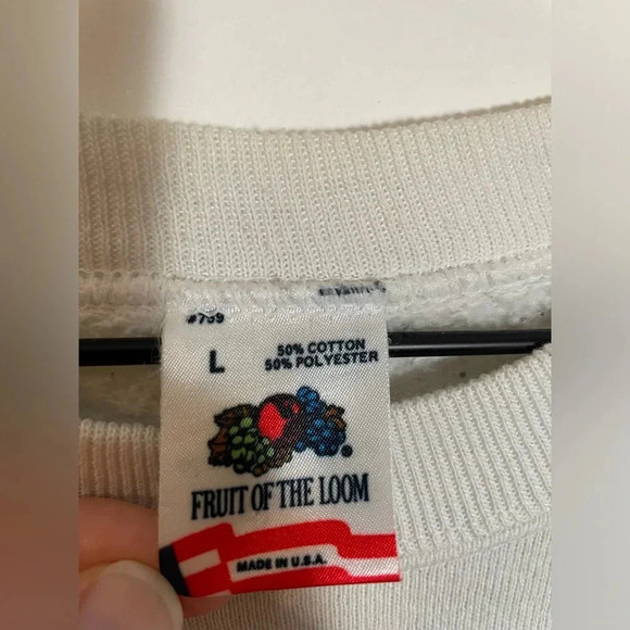 Vintage Fruit of the Loom Graphic Crew Neck Sweatshirt Large White PinkBlack USA - Picture 2 of 8